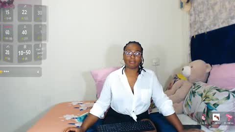 Snapshot of veronicarod1 chatting on April 4, 11:46 pm veronicarod1 online show from April 4, 11:46 pm