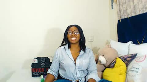 Snapshot of veronicarod1 chatting on April 16, 9:50 pm veronicarod1 online show from April 16, 9:50 pm
