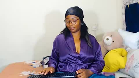 Snapshot of veronicarod1 chatting on April 21, 2:51 am veronicarod1 online show from April 21, 2:51 am