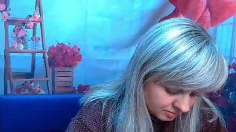 VeronicaSvitt online show from April 14, 12:44 pm