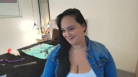 veroniicabbw online show from February 3, 12:32 pm