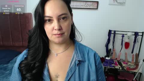 Snapshot of veroniicabbw_ chatting on March 31, 3:12 pm veroniicabbw_ online show from March 31, 3:12 pm