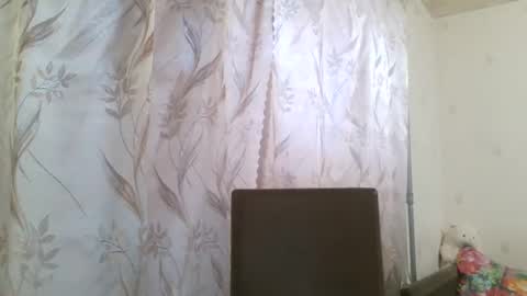 Snapshot of veronika_xi chatting on March 3, 9:55 am veronika_xi online show from March 3, 9:55 am