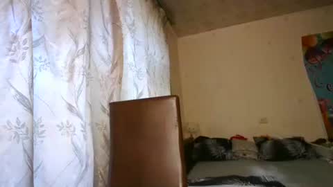Snapshot of veronika_xi chatting on September 10, 7:08 am veronika_xi online show from September 10, 7:08 am
