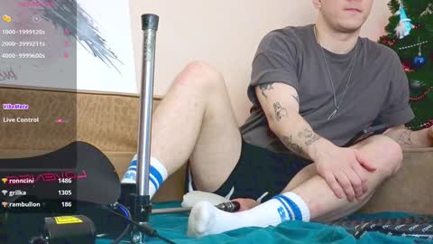 Snapshot of vers_gay chatting on December 29, 3:35 pm Ethan online show from December 29, 3:35 pm