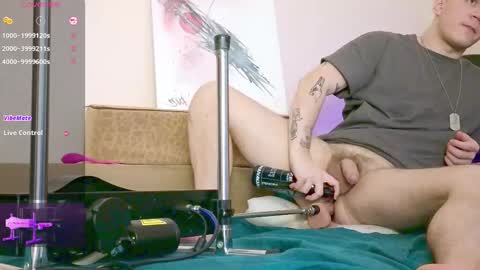 Snapshot of vers_gay chatting on March 5, 1:06 pm Ethan online show from March 5, 1:06 pm