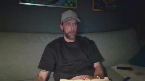 Snapshot of versatilexswede chatting on December 16, 2:16 am John online show from December 16, 2:16 am