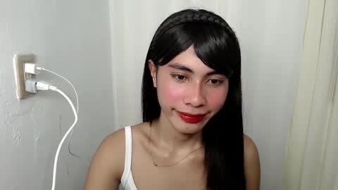 Snapshot of versex_maxwell chatting on March 9, 5:44 am versex_maxwell online show from March 9, 5:44 am