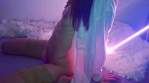 very_satrange_things online show from May 20, 12:39 am