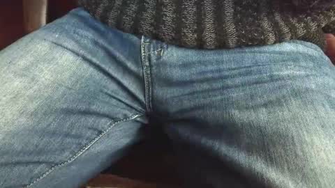 Erik online show from December 1, 8:41 am