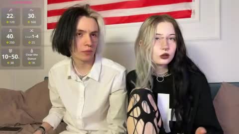 veryraretwins online show from March 31, 10:32 pm