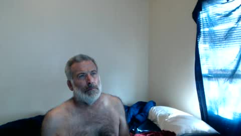Snapshot of veryveryhairmanindenver chatting on June 27, 12:04 am hairy man online show from June 27, 12:04 am