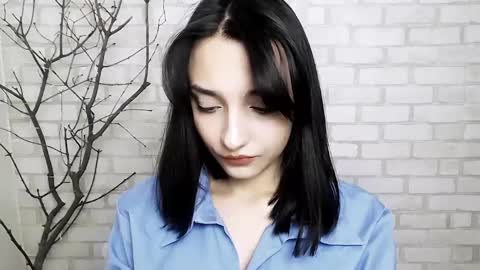 Ana online show from March 4, 8:02 am