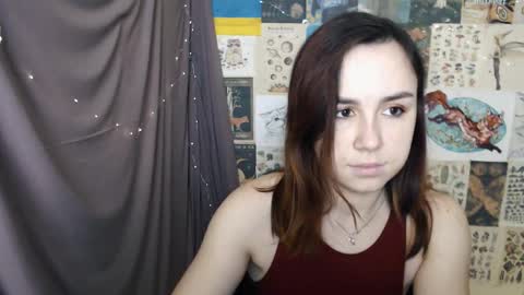 veryveryvery_shy online show from December 5, 6:32 am