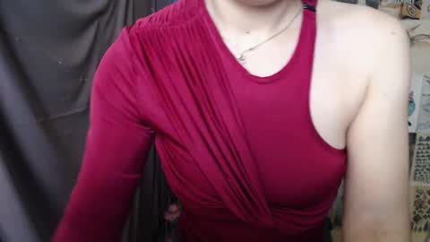 veryveryvery_shy online show from December 11, 6:47 am