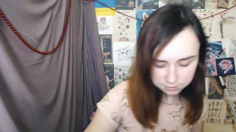 veryveryvery_shy online show from December 22, 2:38 pm