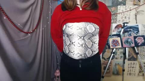 veryveryvery_shy online show from December 25, 8:29 am