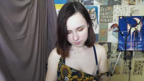 veryveryvery_shy online show from March 1, 9:51 am