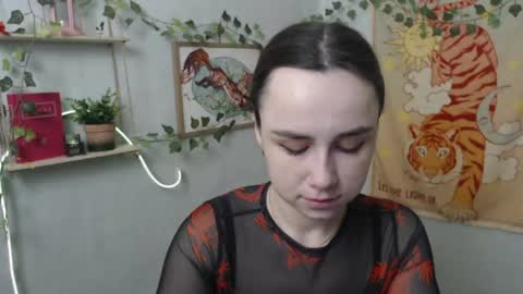 Snapshot of veryveryvery_shy chatting on April 23, 6:03 am veryveryvery_shy online show from April 23, 6:03 am