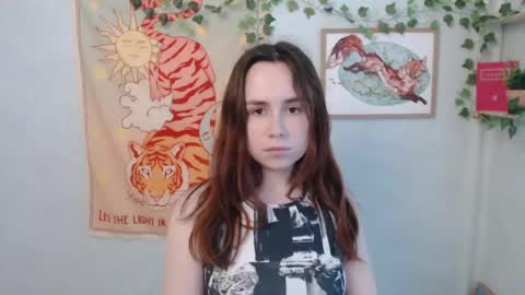 Snapshot of veryveryvery_shy chatting on May 16, 10:36 am veryveryvery_shy online show from May 16, 10:36 am