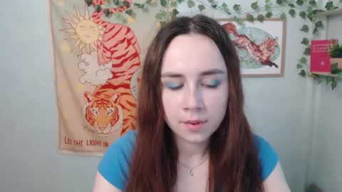 Snapshot of veryveryvery_shy chatting on May 18, 5:46 am veryveryvery_shy online show from May 18, 5:46 am