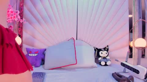 Snapshot of vespervelvet chatting on May 4, 5:14 am Vesper Velvet online show from May 4, 5:14 am