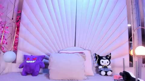 Snapshot of vespervelvet chatting on May 13, 5:05 am Vesper Velvet online show from May 13, 5:05 am