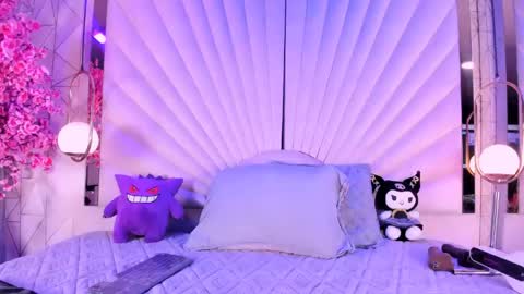 Snapshot of vespervelvet chatting on May 17, 5:16 am Vesper Velvet online show from May 17, 5:16 am
