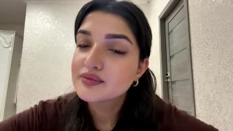Snapshot of vestaigwe chatting on July 27, 4:47 pm Izzabel online show from July 27, 4:47 pm