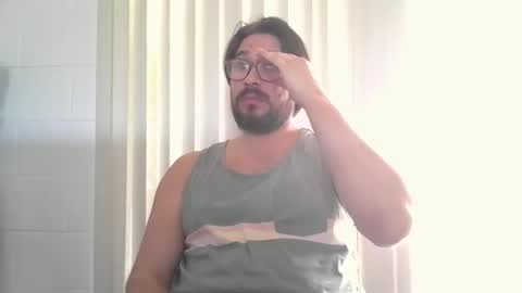 Snapshot of vesturelove chatting on November 2, 10:23 pm vesturelove online show from November 2, 10:23 pm