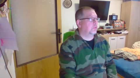 vetrelec321 online show from January 2, 12:57 pm