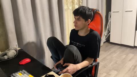 vialeras online show from February 6, 4:43 pm