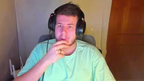 Snapshot of vibalt chatting on February 18, 7:43 pm vibalt online show from February 18, 7:43 pm