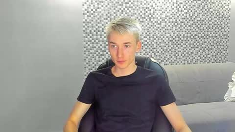 vibemygirl online show from September 12, 1:11 pm