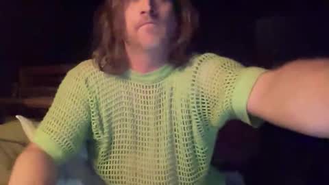 Snapshot of vibrantwhimsy chatting on December 1, 8:52 am vibrantwhimsy online show from December 1, 8:52 am