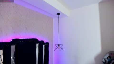 Snapshot of vick_daves chatting on October 1, 11:16 am vick_daves online show from October 1, 11:16 am