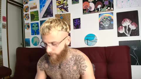 vickingcock7 online show from October 14, 8:59 am