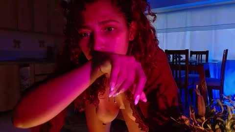 Vicky  online show from January 3, 10:51 pm