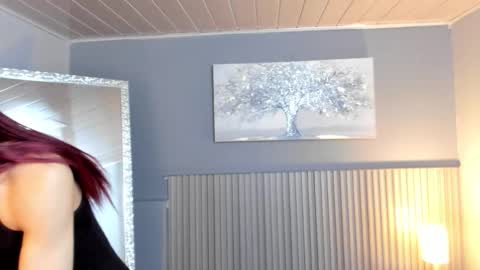  Vicky  online show from January 16, 1:04 pm