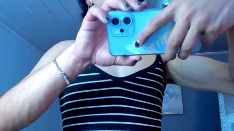  Vicky  online show from May 11, 3:07 pm