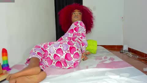 Snapshot of vicky_hotteei chatting on November 2, 12:46 am vicky manuela online show from November 2, 12:46 am