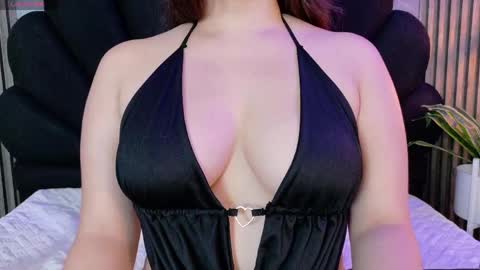 Snapshot of vicky_lopezz_ chatting on May 8, 2:39 am vicky_lopezz_ online show from May 8, 2:39 am
