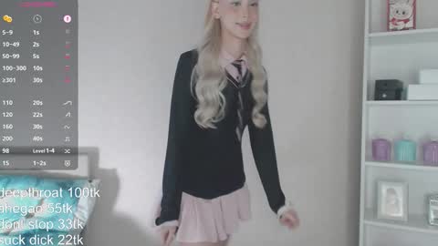 vickyfuckingdoll online show from March 8, 2:59 am
