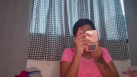 vickyhm22 online show from September 27, 10:42 am