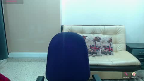 Vicky online show from December 10, 1:43 am