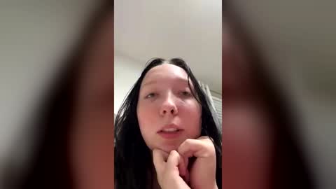 Vicky Parker online show from July 4, 1:34 am