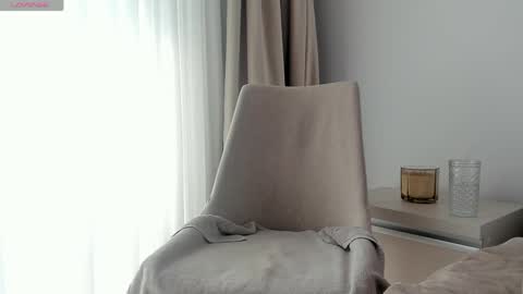 Snapshot of vickystonee chatting on May 3, 8:42 am Victoria online show from May 3, 8:42 am