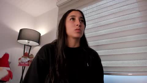 Snapshot of vico_sweety chatting on December 18, 7:53 pm Victoria online show from December 18, 7:53 pm