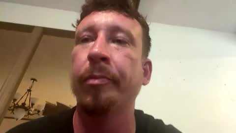 vicrobertson595 online show from October 27, 4:55 pm