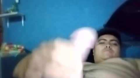 Snapshot of victor187713 chatting on March 9, 4:33 pm Una y nos vamos online show from March 9, 4:33 pm